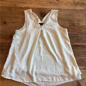Theory 100% Silk Pale Blue V-Neck Sleeveless Tank | Size L